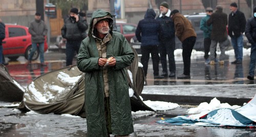 Протестующий в центре Еревана 23.12.2020. Фото Тиграна Петросяна для "Кавказского узла"