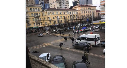 На месте стрельбы в Грозном. Скриншот https://t.me/bazabazon/5513