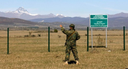 Граница Грузии с Южной Осетией. Фото: https://gdb.voanews.com https://ru.wikipedia.org/wiki/Южная_Осетия