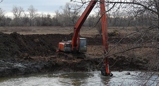 Жители Волгоградской области раскритиковали власти за неэффективную очистку реки