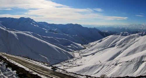 Дорога через перевал в нагорном Карабахе. Фото Азиза Каримова для "Кавказского узла"