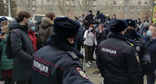 Протестующие и полиция в Волгограде 23.01.21. Фото Татьяны Филимоновой для Кавказского узла