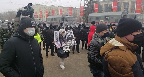 Акция поддержки Навального. Волгоград, 31 января 2021 г. Фото Татьяны Филимоновой для "Кавказского узла"