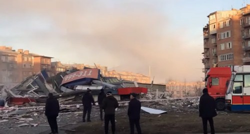 Последствия  взрыва газа во владикавказском супермаркете. Кадр видео 
Мир 24 https://www.youtube.com/watch?v=uwwLutRER3E&feature=emb_logo