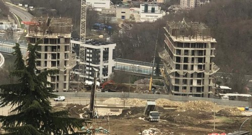 Строительство жилых домов на склоне Бытха. Сочи. Фото Светланы Кравченко для "Кавказского узла"