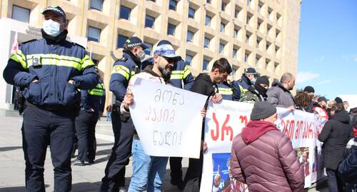 Акция протеста, проведенная перед зданием правительства Грузии. Тбилиси, 9 марта 2021 года. Фото Инны Кукуджановой для "Кавказского узла"