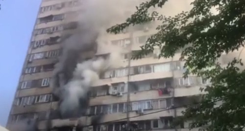 Пожар в общежитии беженцев в Тбилиси. Кадр видео 
პირველი არხი Georgian Public Broadcaster
 https://www.youtube.com/watch?v=sQkUH-wlhvs 