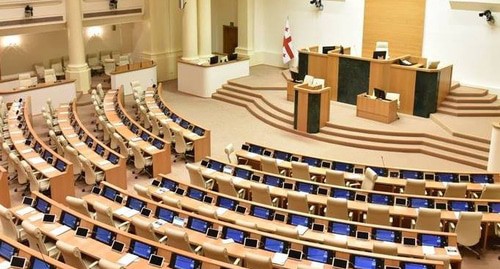 Зал заседаний парламента Грузии. Фото пресс-службы парламента 