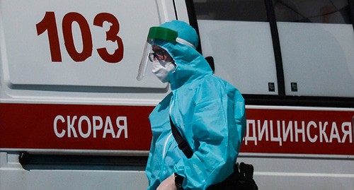 Медицинский работник. Фото: REUTERS/Максим Шеметов