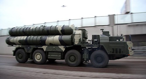 Зенитно-ракетная система С-300. Фото: Vitaly V. Kuzmin - http://vitalykuzmin.net/?q=node/185 https://ru.wikipedia.org 