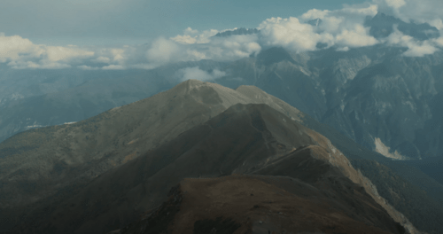 Горы Северной Осетии. Стоп-кадр видео https://youtu.be/fiV2x6ngrt8