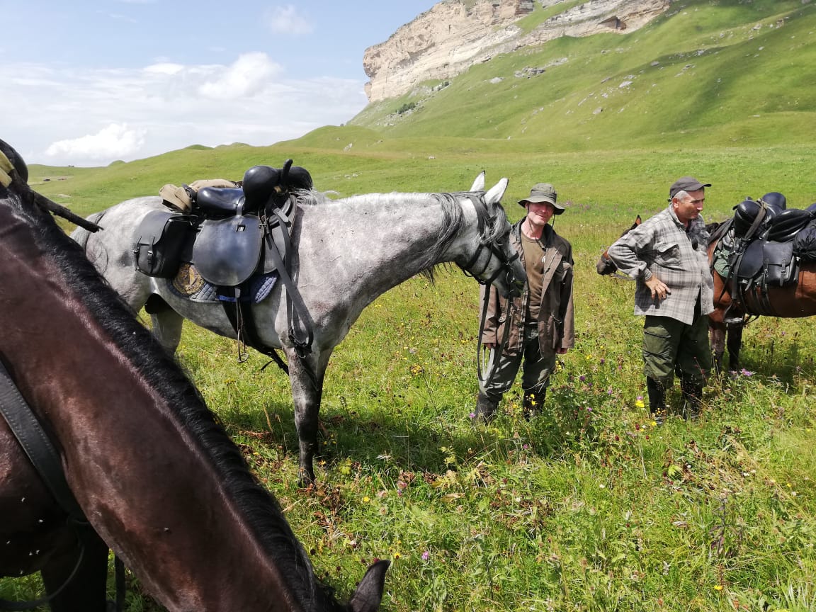 Участники первого Северо-Кавказского конного туристического похода. Фото предоставлено 
"Кавказскому узлу" организаторами похода Ибрагимом Ягановым и Валерием Поматовым.