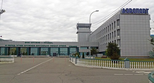Международный аэропорт Грозного. Фото autocifero https://ru.wikipedia.org/wiki/Грозный_(аэропорт)#/media/Файл:Аэропорт_Грозный.jpg