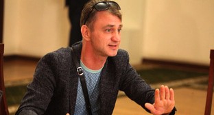 Игорь Хорошилов. Фото Елена Колмыкова https://voicedaily.ru/zaderzhan-glavred-portala-voicedaily-igor-horoshilov/
Игорь Хорошилов. Фото Елена Колмыкова https://voicedaily.ru/zaderzhan-glavred-portala-voicedaily-igor-horoshilov/