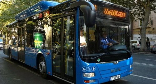 Автобус в Тбилиси. Фото: https://delicatours.ge/gorodskoi-transport-v-grazii