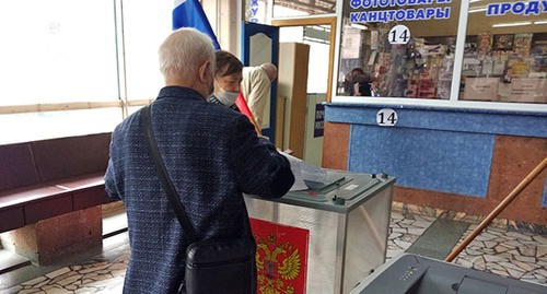 На избирательном участке в Нальчике. 17 сентября 2021 г. Фото Людмилы Маратовой для "Кавказского узла"