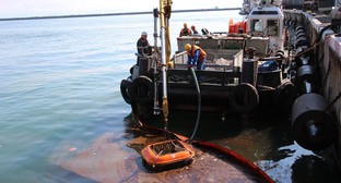 Семь случаев загрязнения моря нефтепродуктами зафиксировано в турсезоне 2021 года на Кубани