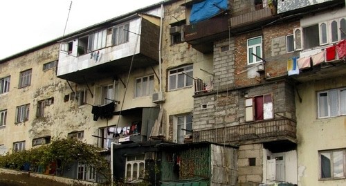 Многоквартирный жилой дом в Батуми. Фото Юлии Кашеты для "Кавказского узла".