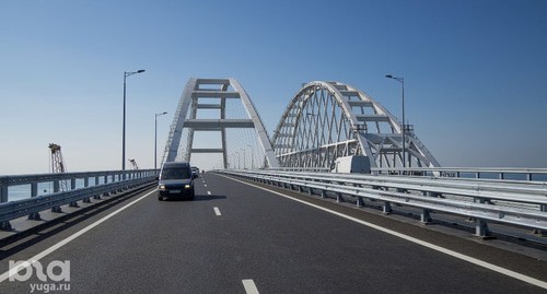 Крымский мост.  Фото Виталия Тимкива, Юга.ру
