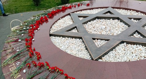 Памятный знак жертвам Холокоста. Фото Вячеслава  Ященко для "Кавказского узла"