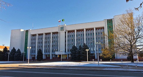 Парламент Адыгеи. Фото: Ostrovsky https://ru.wikipedia.org/