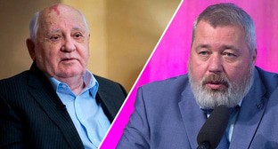 Михаил Горбачев, Дмитрий Муратов. Фото: https://csn-tv.ru/posts/id6199-mikhail-gorbachev-dal-sovet-sleduyushemu-prezidentu-ssha  Олаф Косинский  https://commons.wikimedia.org/wiki/Category:Dmitry_Muratov