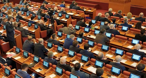Депутаты парламента Дагестана на заседании. Фото пресс-службы парламента Дагестана