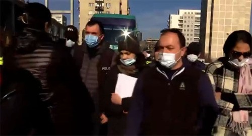 Акция протеста против строительства стадиона в Тбилиси. 3 декабря 2021 года. Стоп-кадр видео https://www.facebook.com/TVFormula/videos/4174618055973055/