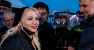 Пышная встреча Рубати Мицаевой в Грозном удивила пользователей соцсетей