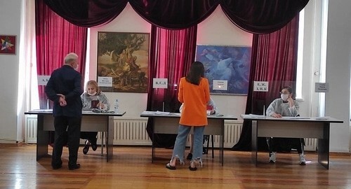 Голосование во Владикавказе. 19 сентября 2021 года. Фото Эммы Марзоевой для 