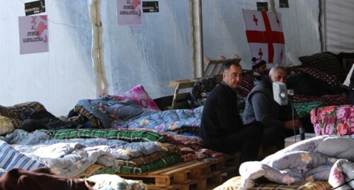 Участники голодовки в Тбилиси, фото И. Кукуджановой для "Кавказского узла"