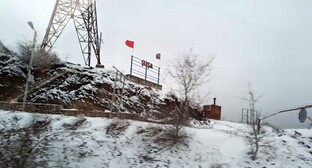 Въезд в Шуши с азербайджанским и турецким флагами, декабрь 2020 года. Фото Давида Симоняна для "Кавказского узла"