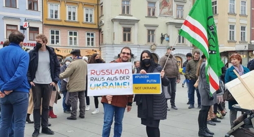 Участники акции в Граце, Австрия. Фото: https://t.me/abusaddamshishani