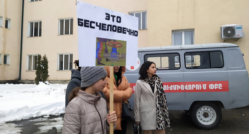 Участники митинга в Степанакерте. Фото Алвард Григорян для "Кавказского узла"