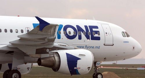 Самолет компании  FlyOne Armenia . Фото пресс-службы компании flyone.eu