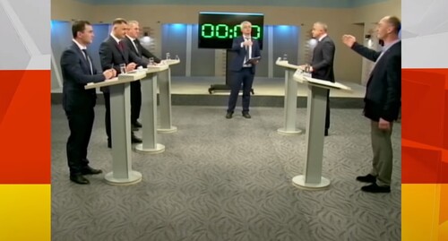 Теледебаты кандидатов в президенты Южной Осетии. Стопкадр из видео https://www.youtube.com/watch?v=6sWmKXC5FFM