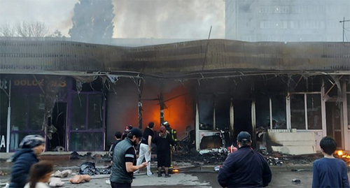 Последствия пожара на рынке в Махачкале. 30 апреля 2022 года. Фото: пресс-служба ГУ МЧС России по Дагестану