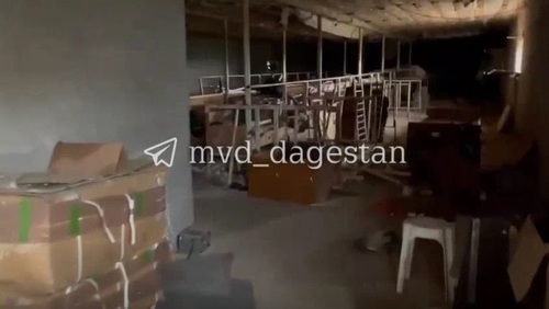 Майнинг-ферма в Южно-Сухокумске. Стопкадр из видео в Telegram-канале МВД по Дагестану https://t.me/mvd_dagestan/855