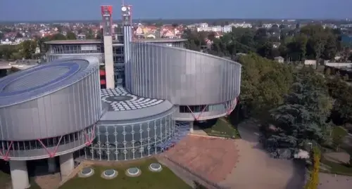 Здание Европейского суда по правам человека. Стопкадр из видео https://www.youtube.com/watch?v=j-88hSwHudE