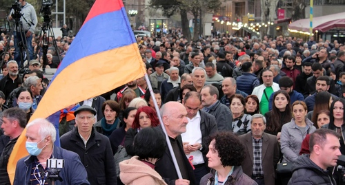 Участники митинга в Ереване в поддержку Нагорного Карабаха. 5 апреля 2022 года. Фото Армине Мартиросян для "Кавказского узла".