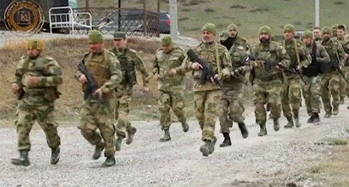Военнослужащие из Чечни. Скриншот видео ttps://www.rbc.ru/politics/04/04/2022/624b08579a7947fc45b8e735