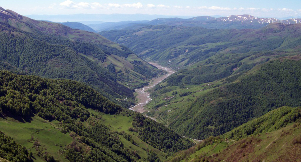 
Вид на верхнее течение Ксани. Фото ჯაბა ლაბაძე https://wiki2.org/ru/Ксани