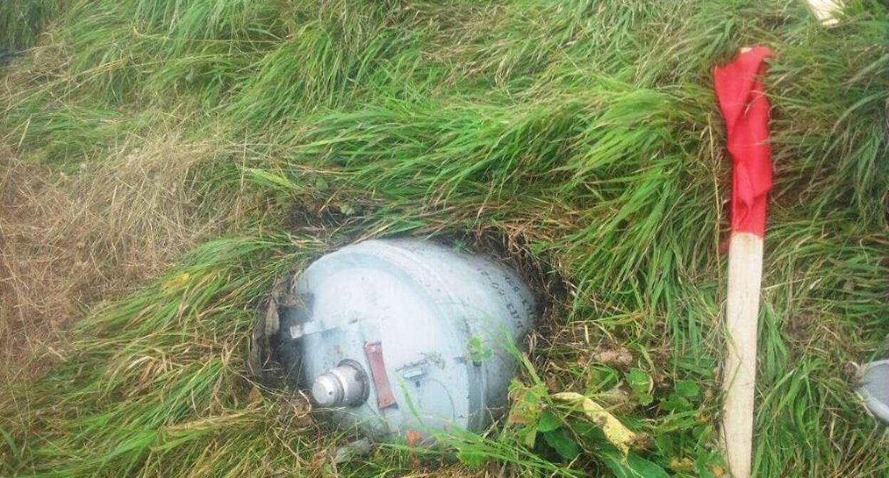 Авиабомба.  Фото пресс-службы ГУ МЧС по ЧР
