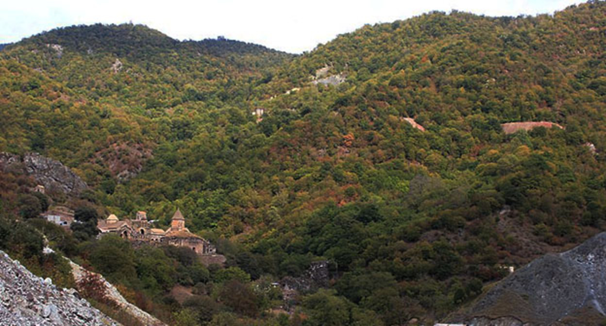 Гора Буздух. Фото: Julian Nyča https://ru.wikipedia.org