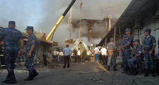 Разбор завалов торгового центра "Сурмалу" в Ереване после взрыва, 14 августа 2022 года. Фото Армине Мартиросян для "Кавказского узла"