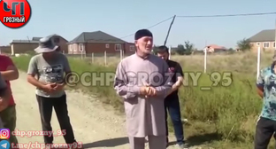 Жалоба чеченских сельчан Кадырову напомнила о практике публичных извинений