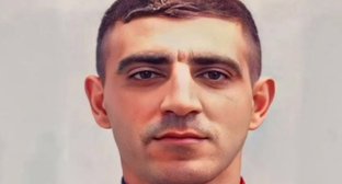 Аббас Гашимов. Стоп-кадр виде из Telegram-канала Дербентского района, https://t.me/derbentskiyrayon_official/3074