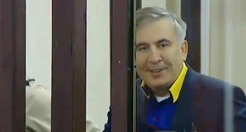 Михаил Саакашвили  в суде 04.02.2019. Кадр видео прямого эфира на странице М.Саакащвили. https://www.facebook.com/SaakashviliMikheil/videos/814514236613998