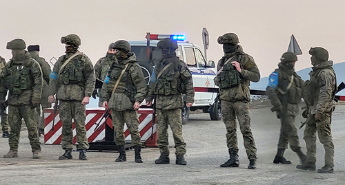 Российские миротворцы в Лачинском коридоре. Фото Алвард Григорян для "Кавказского узла"