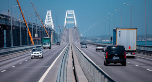 Власти предупредили о приостановке движения по Крымскому мосту